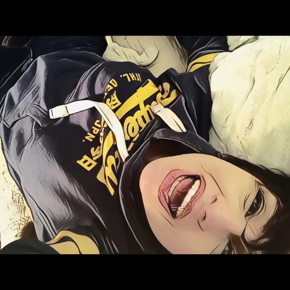 COPY - Meet your Posher, Rachelle - Picture 2 of 6